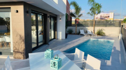 VILLAS NEUVES PISC. PRIVÃ‰E GOYA LA MARINA SAN FULGENCIO (ALICANTE) ESPAGNE