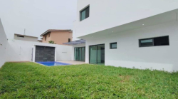 Villa duplex haut standing en vente
